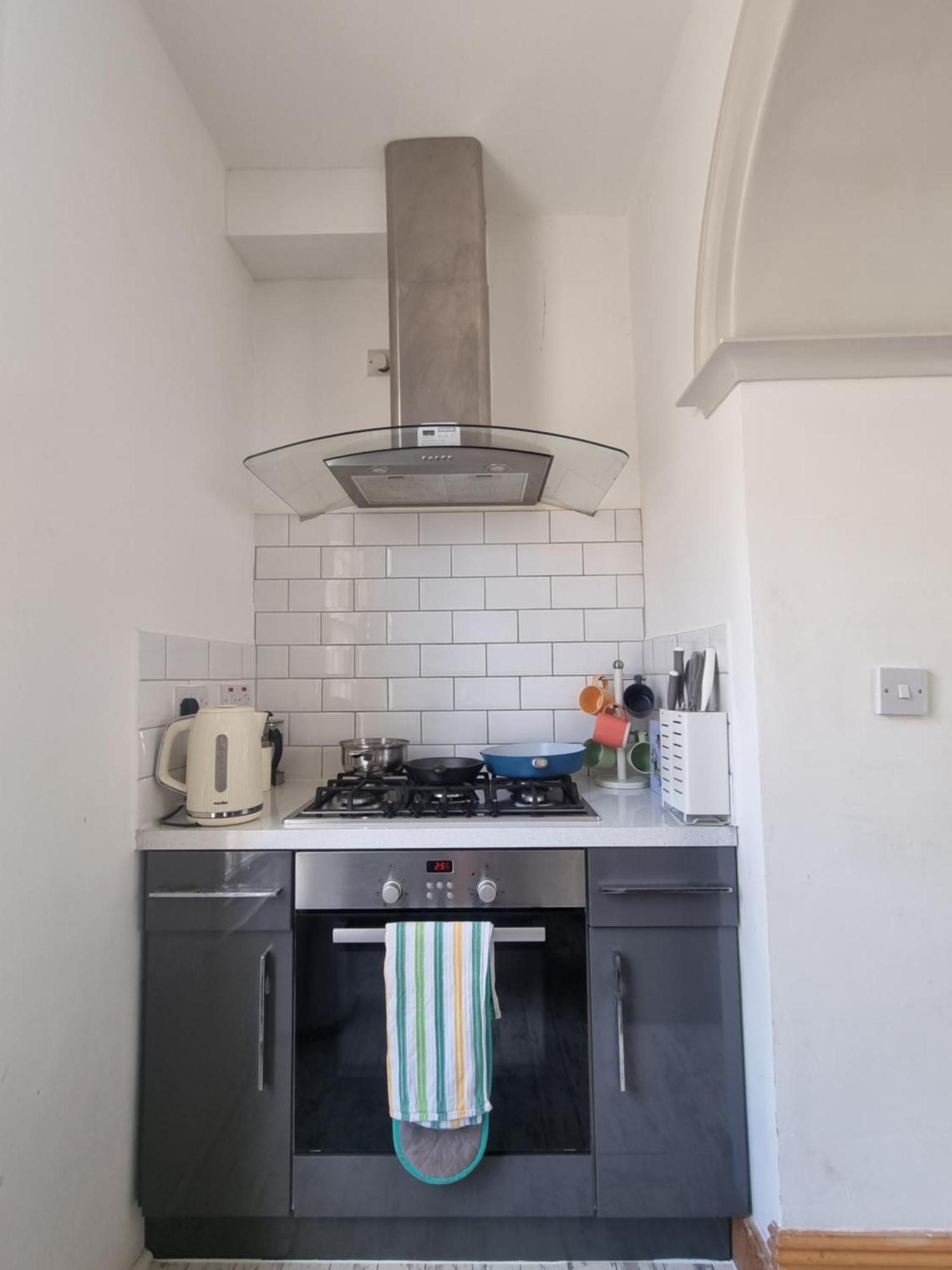 Entire Apartment By City Centre & Harbourside Bristol Exterior foto
